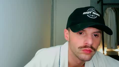 Snapshot of gustavocardosocrc chatting on 05-21-26, 03:24 gustavocardosocrc online show from 05-21-26, 03:24