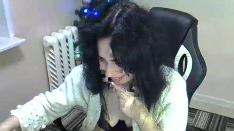 Snapshot of gusumah chatting on 01-02-25, 04:56 GusumAh online show from 01-02-25, 04:56