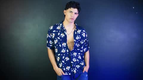 Snapshot of guts_x chatting on 02-06-26, 06:33 Guts online show from 02-06-26, 06:33