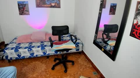 Snapshot of guts_x chatting on 02-13-26, 07:10 Guts online show from 02-13-26, 07:10