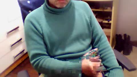 Snapshot of guty50 chatting on 06-28-26, 10:38 guty50 online show from 06-28-26, 10:38