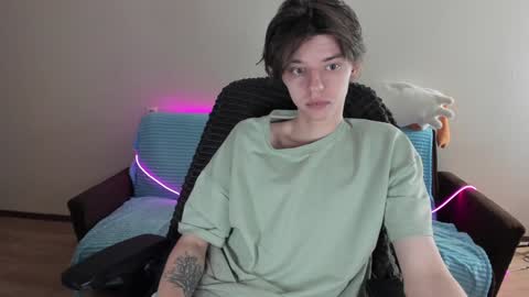 Snapshot of guy_liam1 chatting on 01-27-25, 04:52 guy_liam1 online show from 01-27-25, 04:52