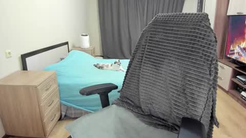 guy_liam1 online show from 03-12-26, 02:23