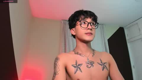 Snapshot of guy_veryhot1 chatting on 05-19-26, 05:25 onlyfans kevin garcia s online show from 05-19-26, 05:25