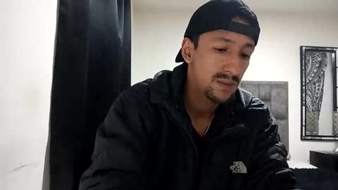 Snapshot of guykarim chatting on 06-05-26, 04:08 karim online show from 06-05-26, 04:08