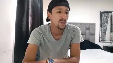 Snapshot of guykarim chatting on 06-14-26, 07:16 karim online show from 06-14-26, 07:16
