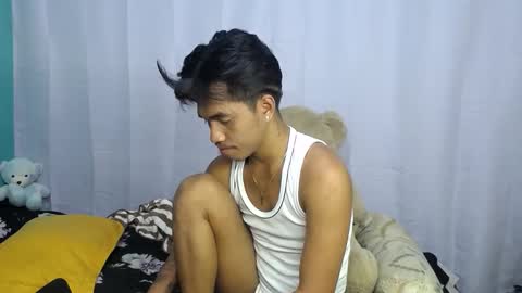 Snapshot of gwapoako100 chatting on 01-06-25, 01:19 Pitz Sonido Herndon online show from 01-06-25, 01:19