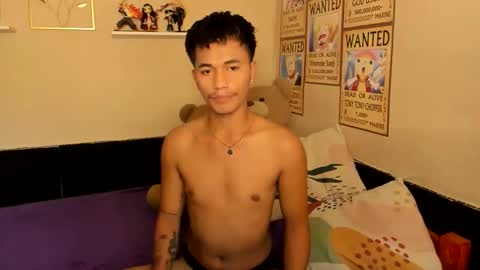 Snapshot of gwapoako100 chatting on 10-24-25, 02:19 Pitz Sonido Herndon online show from 10-24-25, 02:19