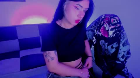 gwenhazel online show from 09-15-25, 11:54