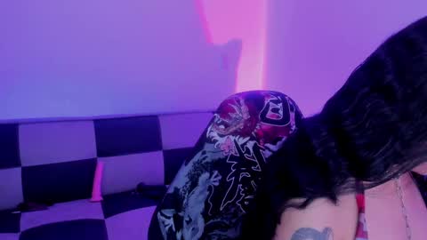 gwenhazel online show from 09-19-25, 11:44