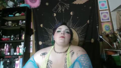 Snapshot of gxddess_fe chatting on 05-25-26, 11:55 Goddess Fe online show from 05-25-26, 11:55