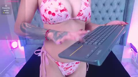Snapshot of gyal_smith chatting on 04-25-26, 04:26 Gyal Smith online show from 04-25-26, 04:26