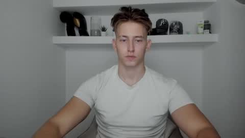 Snapshot of gym_alpha chatting on 12-03-24, 08:28 Oliver online show from 12-03-24, 08:28