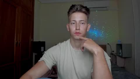 Snapshot of gym_alpha chatting on 03-01-25, 10:53 Oliver online show from 03-01-25, 10:53