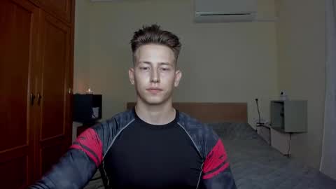 Snapshot of gym_alpha chatting on 03-04-25, 09:00 Oliver online show from 03-04-25, 09:00