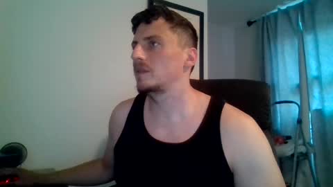 Snapshot of gymbro1986 chatting on 07-28-26, 04:39 gymbro1986 online show from 07-28-26, 04:39