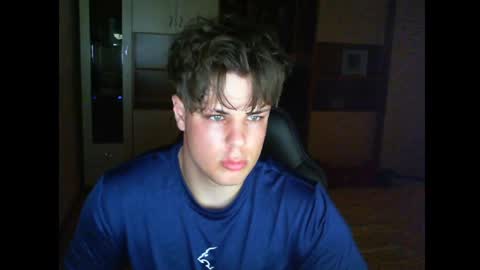 Snapshot of gymguy0505 chatting on 05-17-26, 02:46 gymguy0505 online show from 05-17-26, 02:46