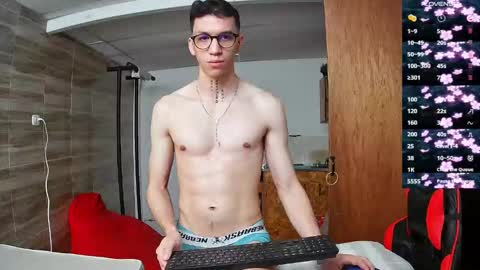 Snapshot of gyo_____ chatting on 09-23-25, 12:19 gyo online show from 09-23-25, 12:19