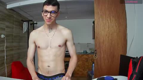 Snapshot of gyo_____ chatting on 09-28-25, 12:21 gyo online show from 09-28-25, 12:21