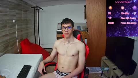 Snapshot of gyo_____ chatting on 10-29-25, 12:40 gyo online show from 10-29-25, 12:40