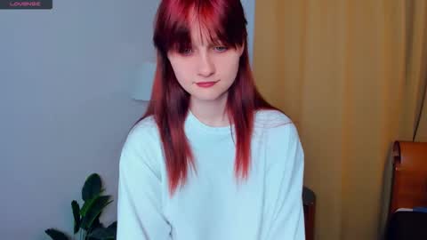 Kelly  Lilly online show from 11-04-25, 06:51