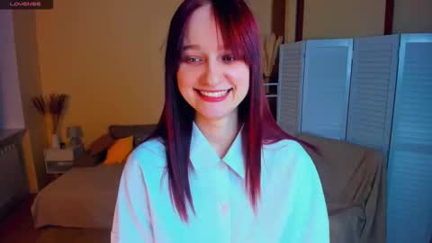 Kelly  Lilly online show from 03-22-26, 07:50