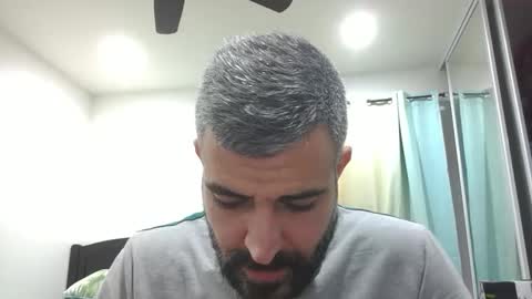 h0nest84 online show from 01-04-25, 07:13