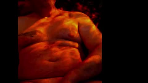 Snapshot of h0tttsteel chatting on 03-31-26, 11:21 h0tttsteel online show from 03-31-26, 11:21