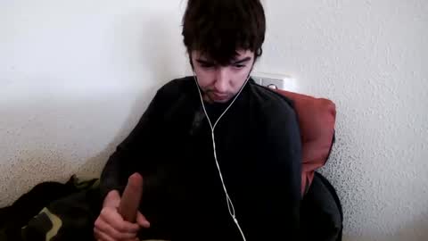 Snapshot of h1dden_reality chatting on 01-22-25, 07:03 h1dden_reality online show from 01-22-25, 07:03