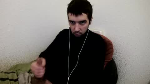 Snapshot of h1dden_reality chatting on 02-17-25, 12:43 h1dden_reality online show from 02-17-25, 12:43