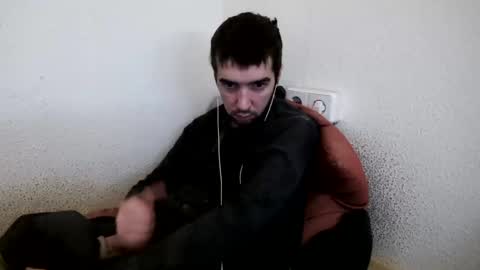 Snapshot of h1dden_reality chatting on 02-18-25, 06:04 h1dden_reality online show from 02-18-25, 06:04