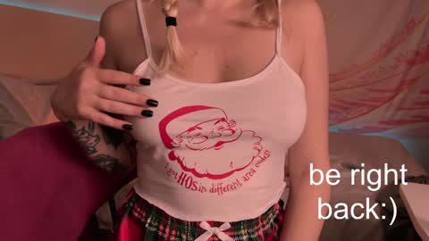 Lana online show from 01-26-25, 10:13