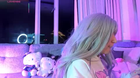 Hello Kitty online show from 02-27-26, 09:20