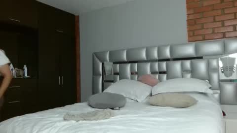 h_a_n_n_n_a online show from 12-08-24, 03:53