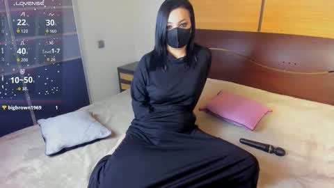 Linda online show from 09-17-25, 02:46