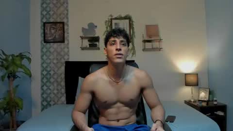 hades_snow online show from 08-01-26, 07:46