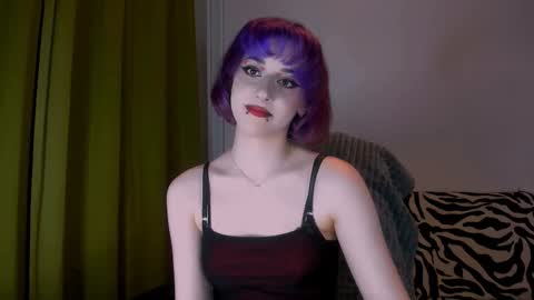 Snapshot of hadley_mills chatting on 03-23-26, 05:17 hadley online show from 03-23-26, 05:17