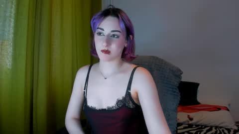 Snapshot of hadley_mills chatting on 05-08-26, 04:01 hadley online show from 05-08-26, 04:01