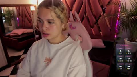 Haely online show from 02-06-25, 11:32