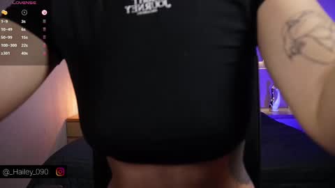 Hailey online show from 09-24-25, 02:31