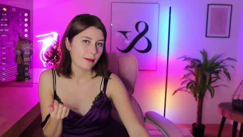 Snapshot of hailey__green chatting on 01-20-25, 04:21 Hailey Green online show from 01-20-25, 04:21
