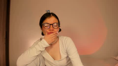 Hailey online show from 12-28-24, 03:58