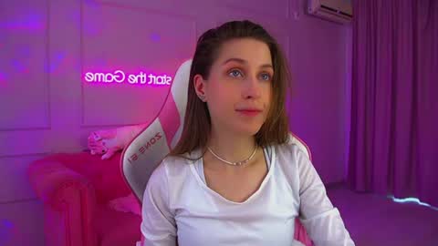 Snapshot of haileyarden chatting on 07-26-26, 06:21 Hailey online show from 07-26-26, 06:21