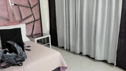 Snapshot of haileyduke chatting on 10-06-25, 12:02 Hailey online show from 10-06-25, 12:02