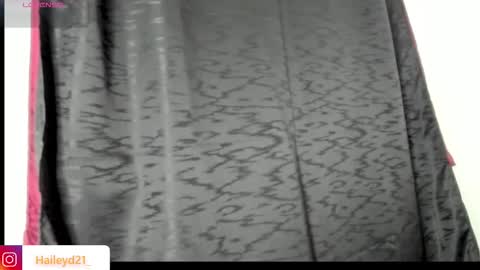 Snapshot of haileyduke chatting on 01-06-26, 10:45 Hailey online show from 01-06-26, 10:45