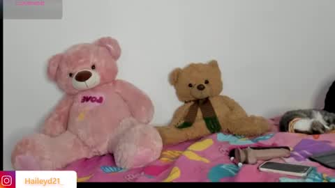 Snapshot of haileyduke chatting on 01-10-26, 11:31 Hailey online show from 01-10-26, 11:31