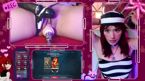 Snapshot of haileyreid_ chatting on 01-29-25, 12:33 Hailey online show from 01-29-25, 12:33
