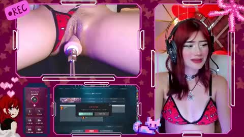 Snapshot of haileyreid_ chatting on 02-18-25, 12:04 Hailey online show from 02-18-25, 12:04