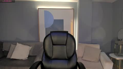 Hailey online show from 07-03-26, 03:02