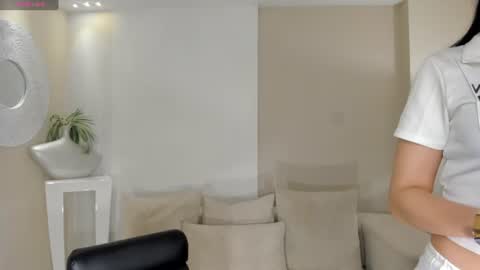 Hailey online show from 07-18-26, 06:45
